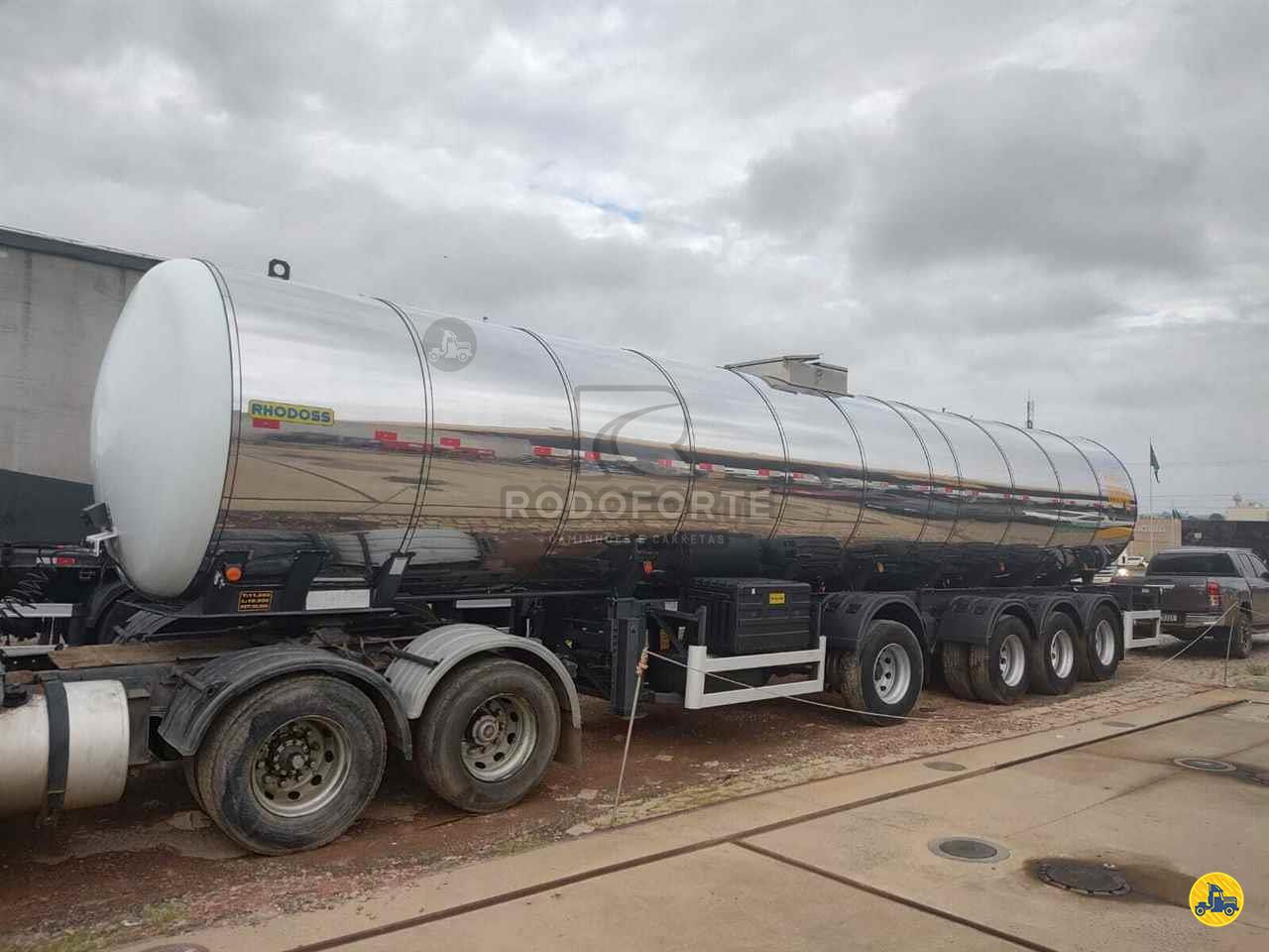 CARRETA SEMI-REBOQUE TANQUE ISOTERMICO Rodoforte Caminhões CRISSIUMAL RIO GRANDE DO SUL RS